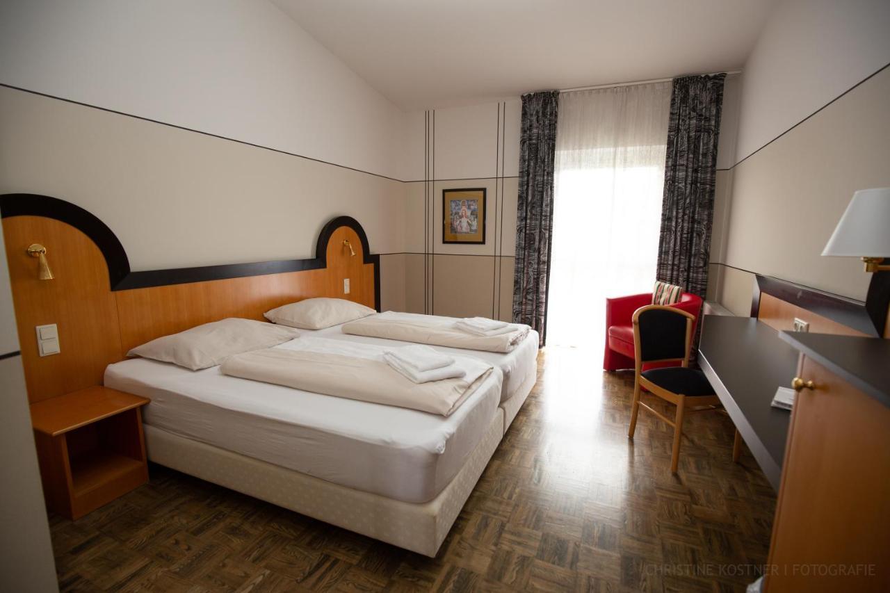 Hotel Fuchspalast Sankt Veit an der Glan Exterior photo